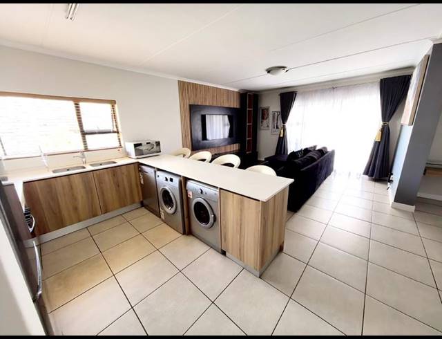 2 BEDROOM PROPERTY TO RENT IN LINBRO PARK